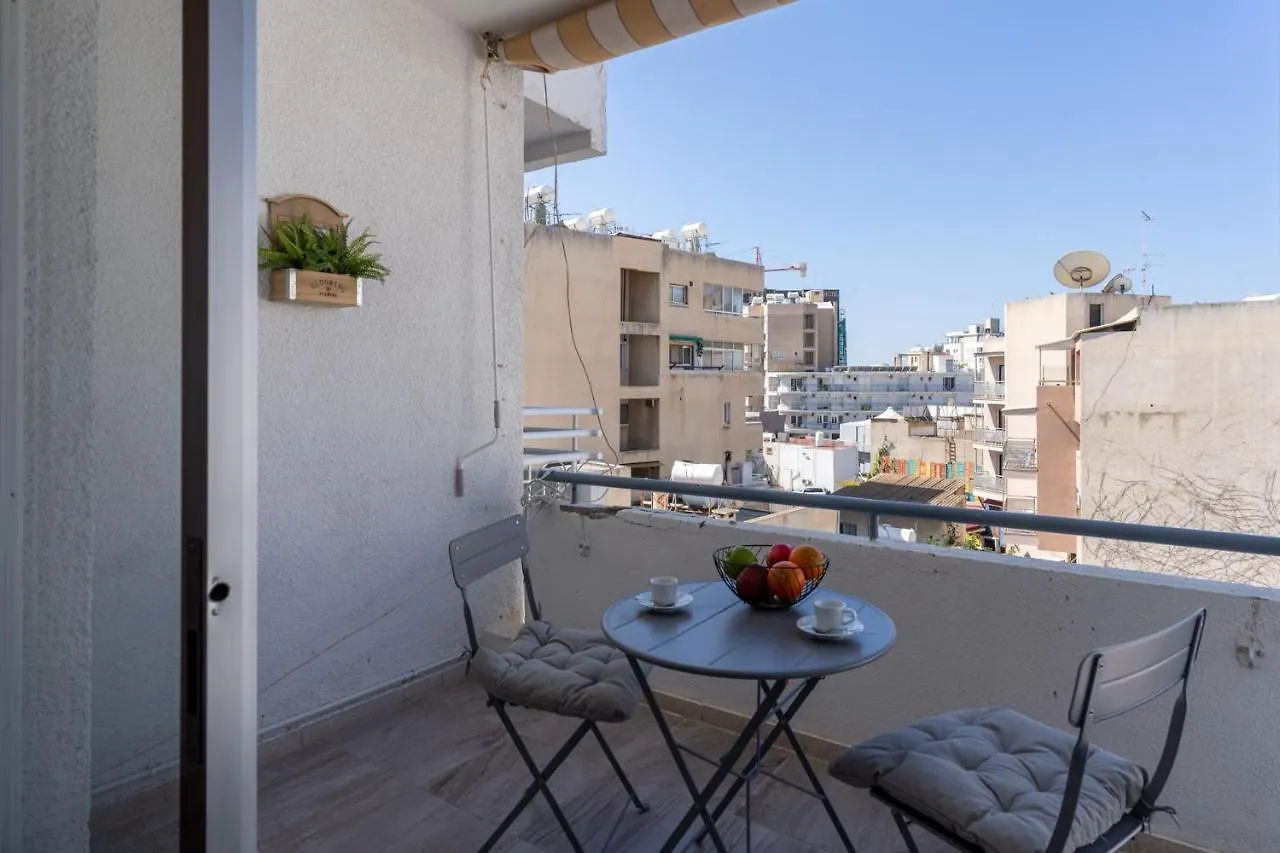 Terre 1-Br Apt In Larnaca + Balcony Apartment 0*,